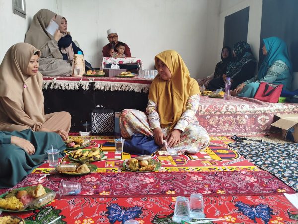 TEMA : BATAS WAKTU DIPERBOLEHKAN MENGUSAP SEPATU DALAM BERWUDHU DAN HAL-HAL YANG MEMBATALKANNYA