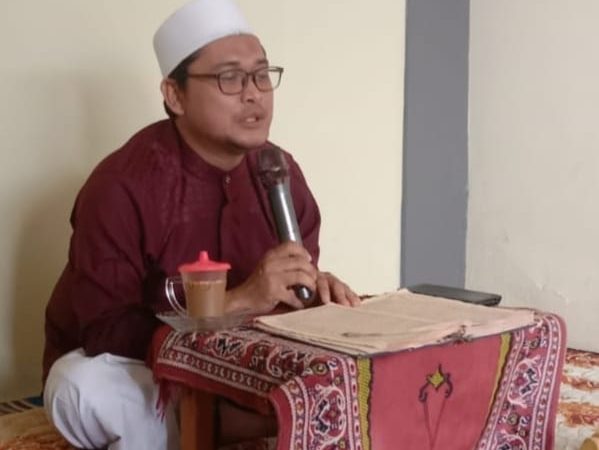 Tema Kajian : Hal-hal yang diharamkan disebabkan Haidl dan Nifas